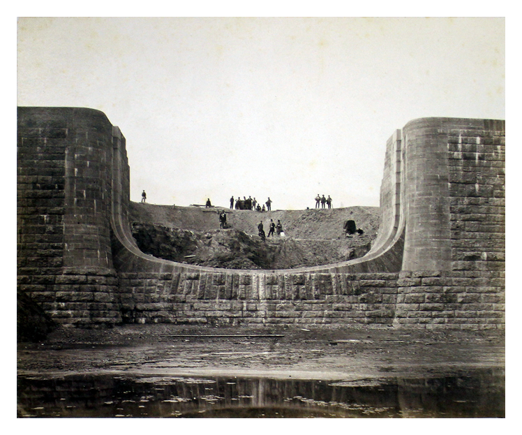 No 7 - Entrance to graving dock. 