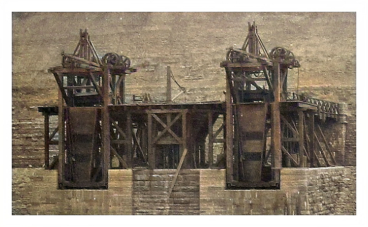 No 11 - Double coal drop in dock. 