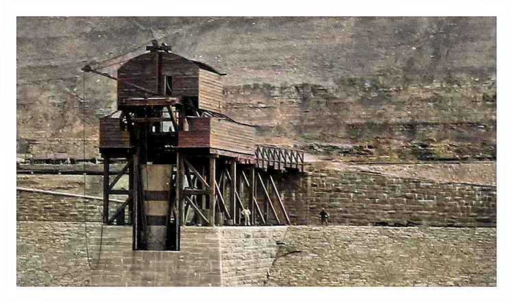 No 19 - No. 4 Coal drop. 