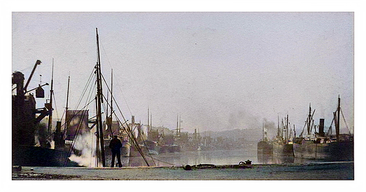 1897 - 'All Tips Working' - with ships waiting. 