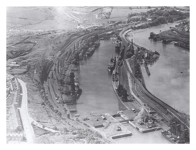 1930 - Penarth Dock and Ely Tidal Harbour - An aerial photograph taken just six years prior to the dock closing for the shipping of coals.
