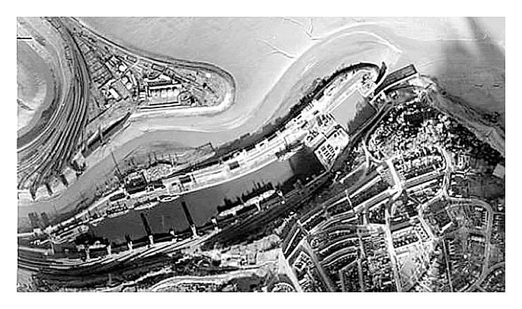1947 RAF recognisance photograph of Penarth Docks.