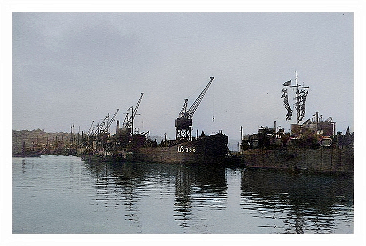 1943-4 - LST-356 at Penarth Dock with other vessels.