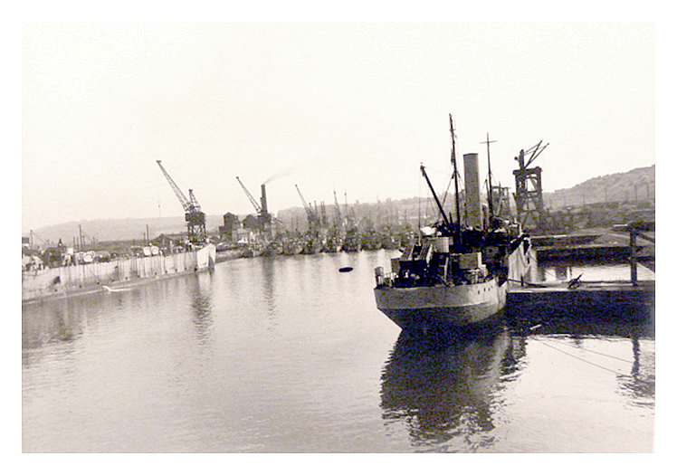 1943-4 - Another view of the Penarth Dock.