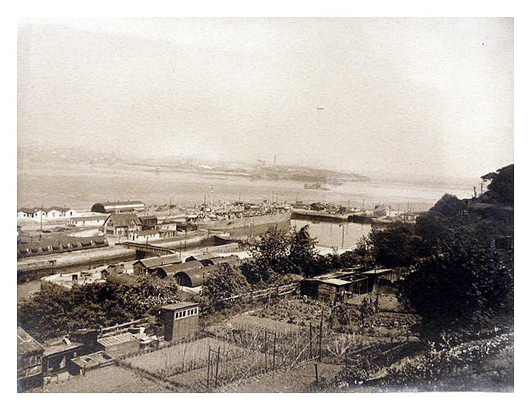 1943-4 - A view of the Penarth Dock Basin taken from the allotments.