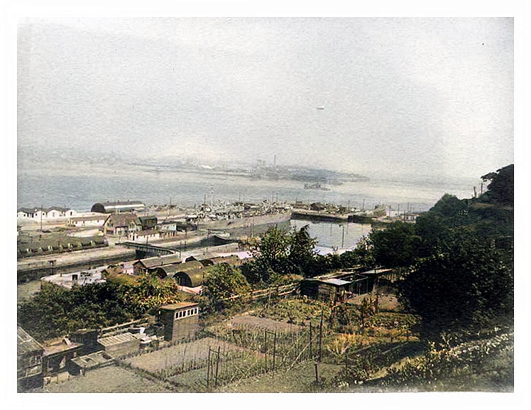 1943-4 - A view of the Penarth Dock Basin taken from the allotments.