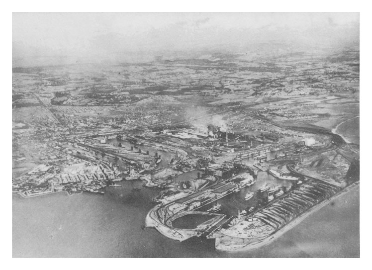 1943 - An aerial photograph of Cardiff Docks.