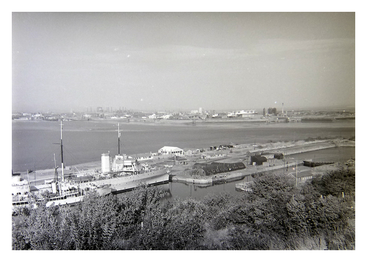 1950's - Royal Naval Reserve vessels laid up at Penarth Dock.