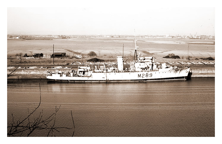 H.M.S. Melita - (J 289 / M 289) - An Algerine class minesweeper pictured at Penarth Dock c.1958.