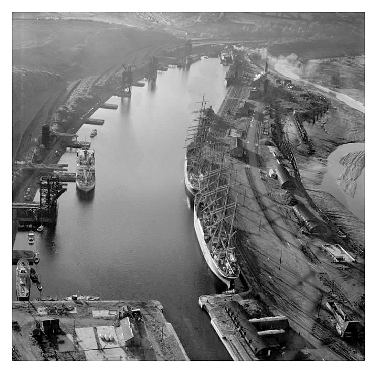 'Passat' and 'Pamir' moored in Penarth Dock in 1950. 