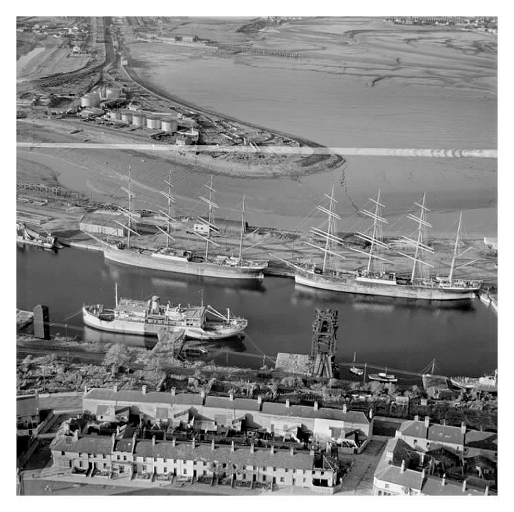 'Passat' and 'Pamir' moored in Penarth Dock in 1950. 