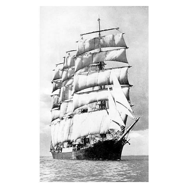 Moshulu in Belfast Lough