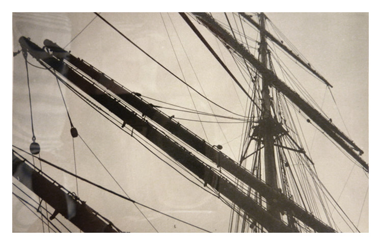1950 - 'Pamir' or 'Passat' - Another lofty view of the perhaps the main mast of one or other of these fine vessels.
