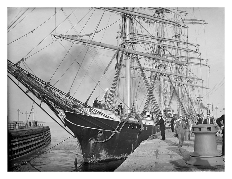 1949 - 'Passat' entering Penarth Dock sea lock on 4th October laden with grain at the end of her last commercial voyage from Australia. The northern jetty can be clearly viewed.