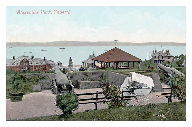Alexandra Park, Penarth with cannon