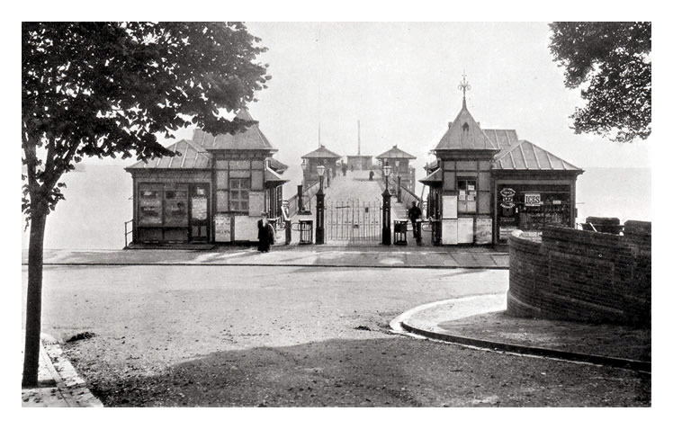 The entrance to Penarth Pier c.1908