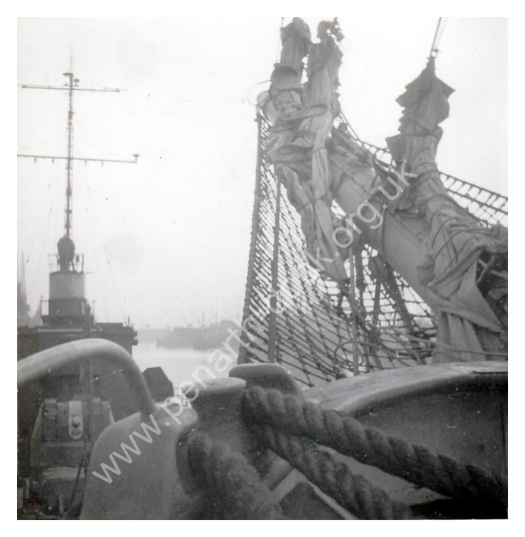 The bowsprit of 'Passat'