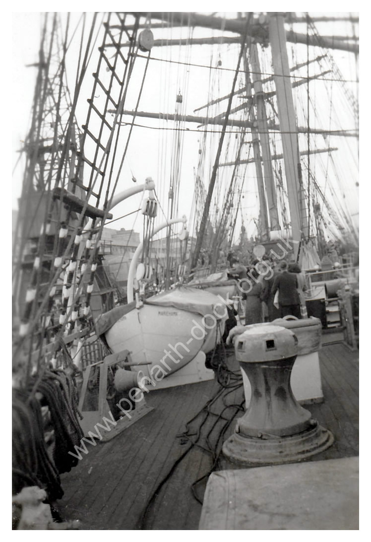 'Passat' - port side from the poop