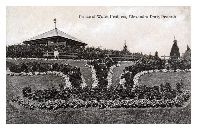 Prince of Wales Feathers, Alexandra Park, Penarth