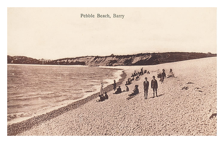 Pebble Beach, Barry.