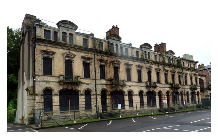 2017 - The Mercantile Marine Office Building in a dilapidated state.