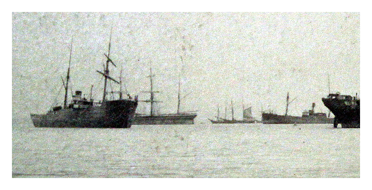 ships at Cefn y Wr&acirc;ch - 1884