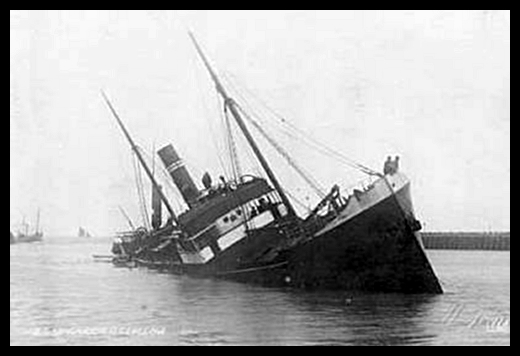 The steel hulled, single screw steamer, 'Rollon'.