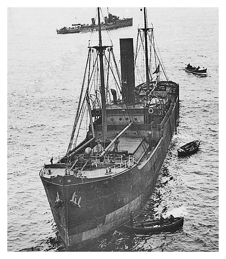 s.s. 'J. Duncan' aground at Tolpedn, Cornwall during August 1913.