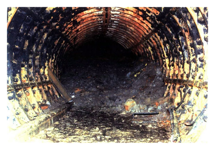 Plate 3/23 - General view of south end of Subway. Note 11kv cable running vertically just beyond end of lining on left band side of Subway. 