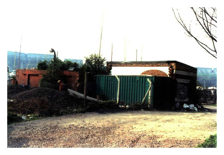 Plate 3/26 - Remains of north Toll House viewed from the North. 