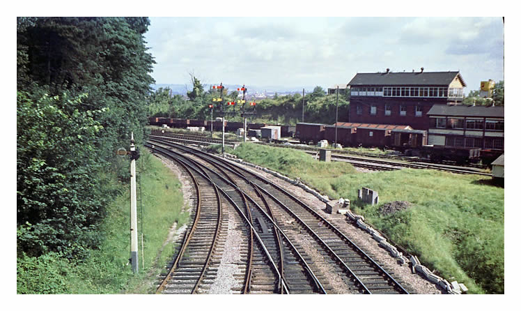Layout of Cogan Junction showing semaphore signalling and elbows (switched diamonds) in up main.