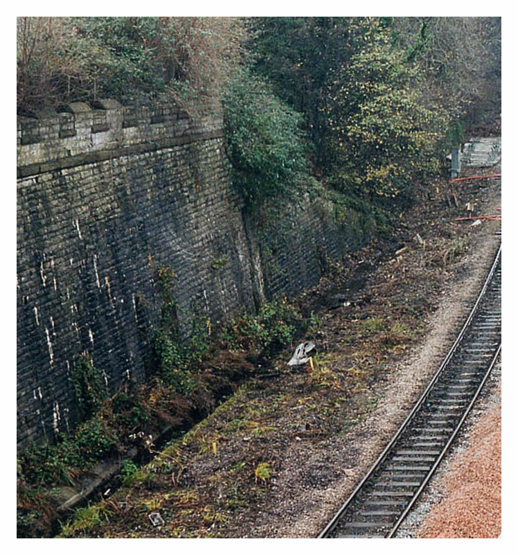 2002 - Cogan Spur Road viaduct & Cogan Junction. Note the fine Victorian masonry work in the enlargement.