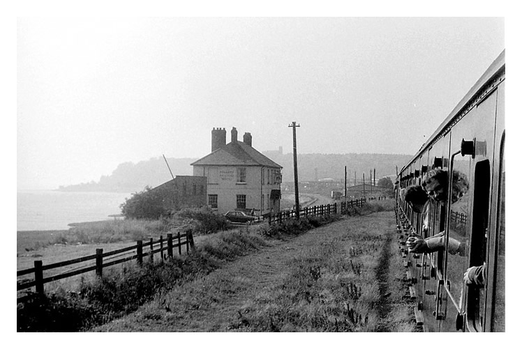 The Penarth Railway Hotel.