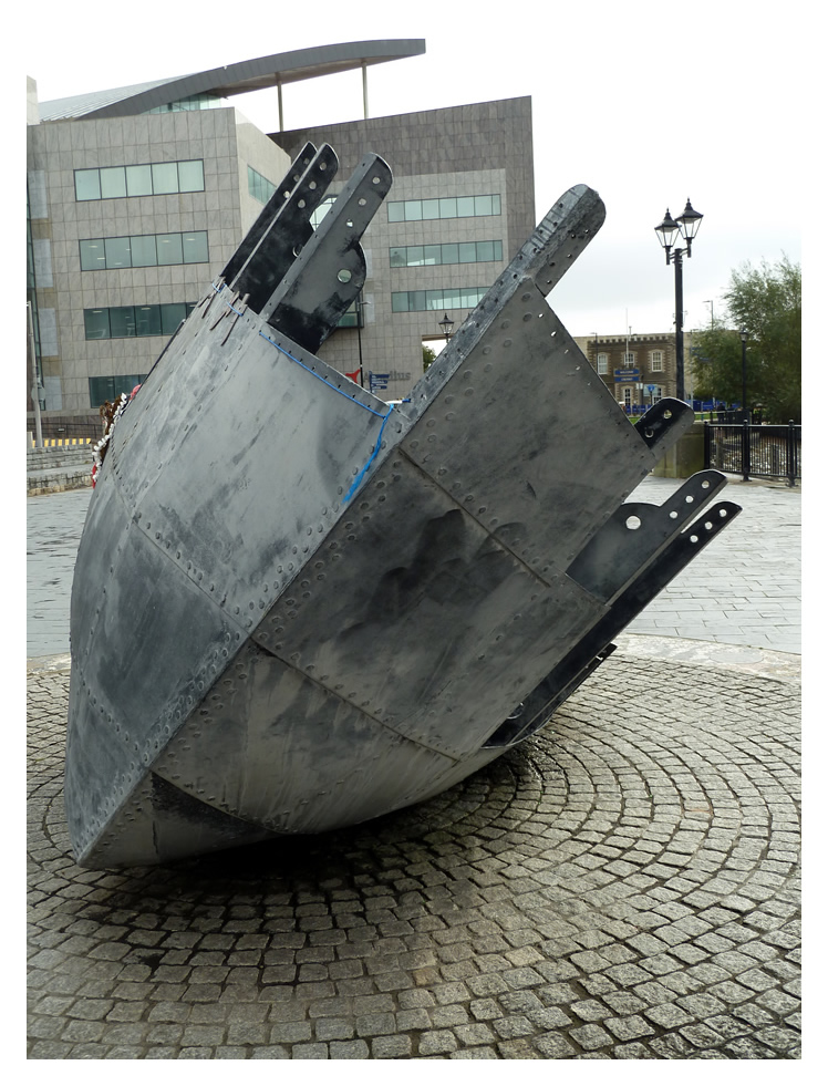 2023 - Merchant Seafarers' War Memorial - Cardiff Bay.